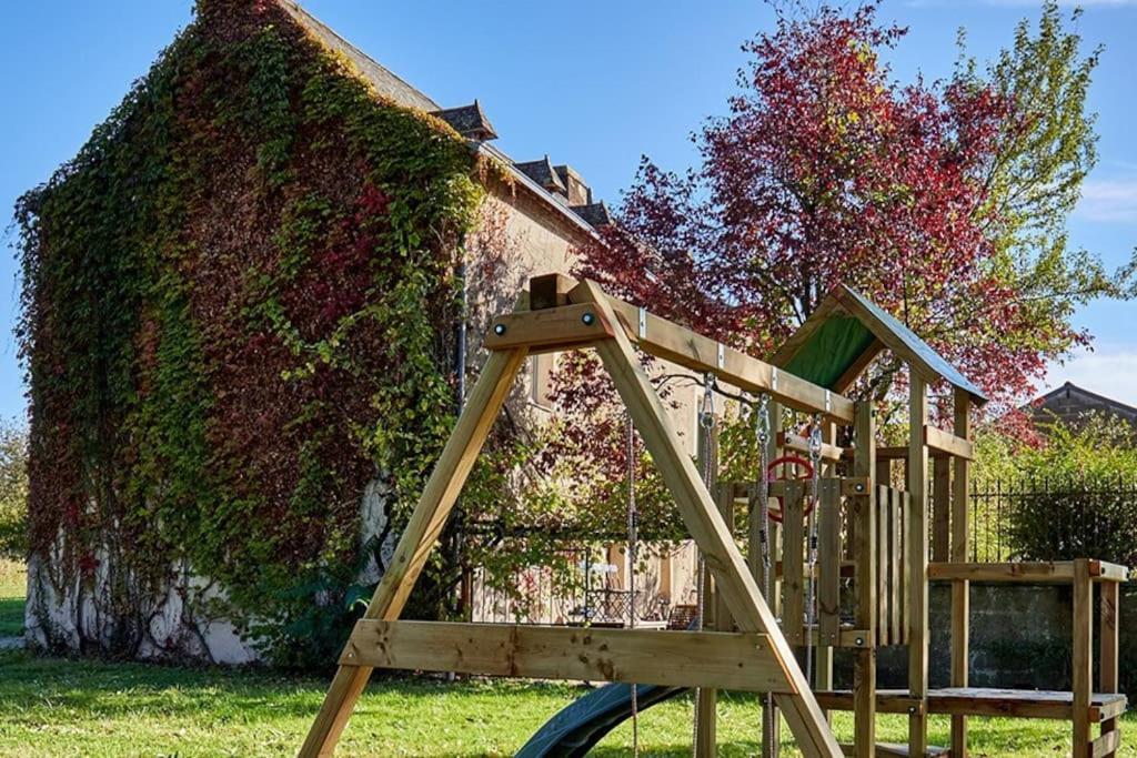 La Premiere Pierre Villa Pierric Exteriör bild
